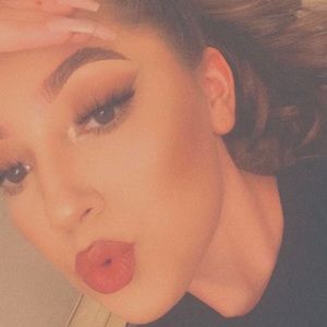 Meet your Posher, Makayla